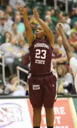 Jaleshia Roberson scored her 1,000th career point Saturday