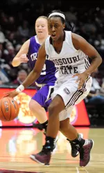 Tyonna Snow had 19 points, seven rebounds and five steals
