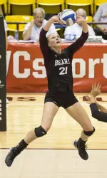 Kinsey Batten earned AVCA All-America honors in 2015