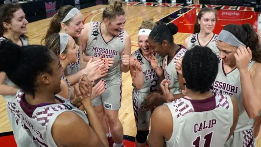 2018-19 women's basketball team