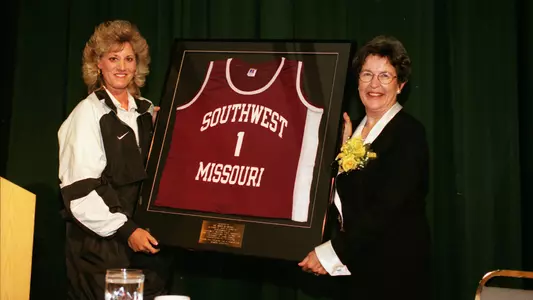 Cheryl Burnett, Dr. Mary Jo Wynn