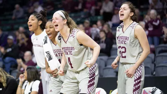 2018-19 women's basketball team
