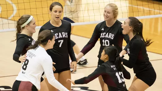 2018 volleyball team
