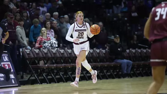 Isabelle Delarue vs. Little Rock