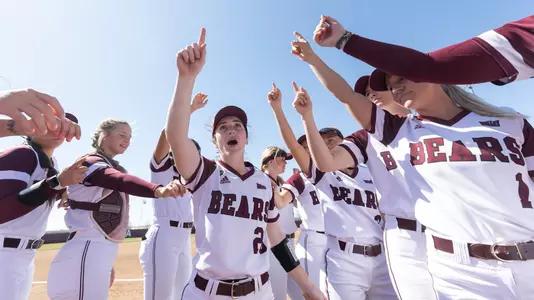 SB Huddle vs. SIU