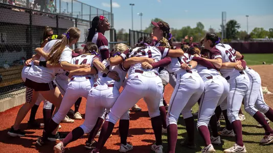 Softball vs. Bradley 2022