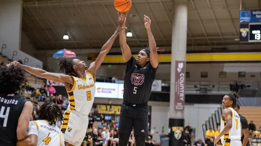 Clay at Valpo