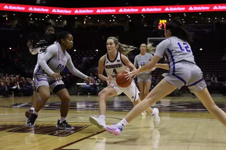 Lacy Stokes drive vs. Indiana State (2/7/25)