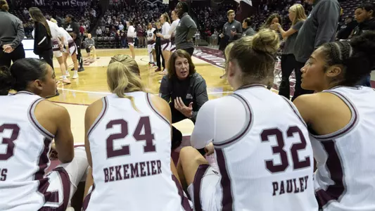 Beth Cunningham WBB