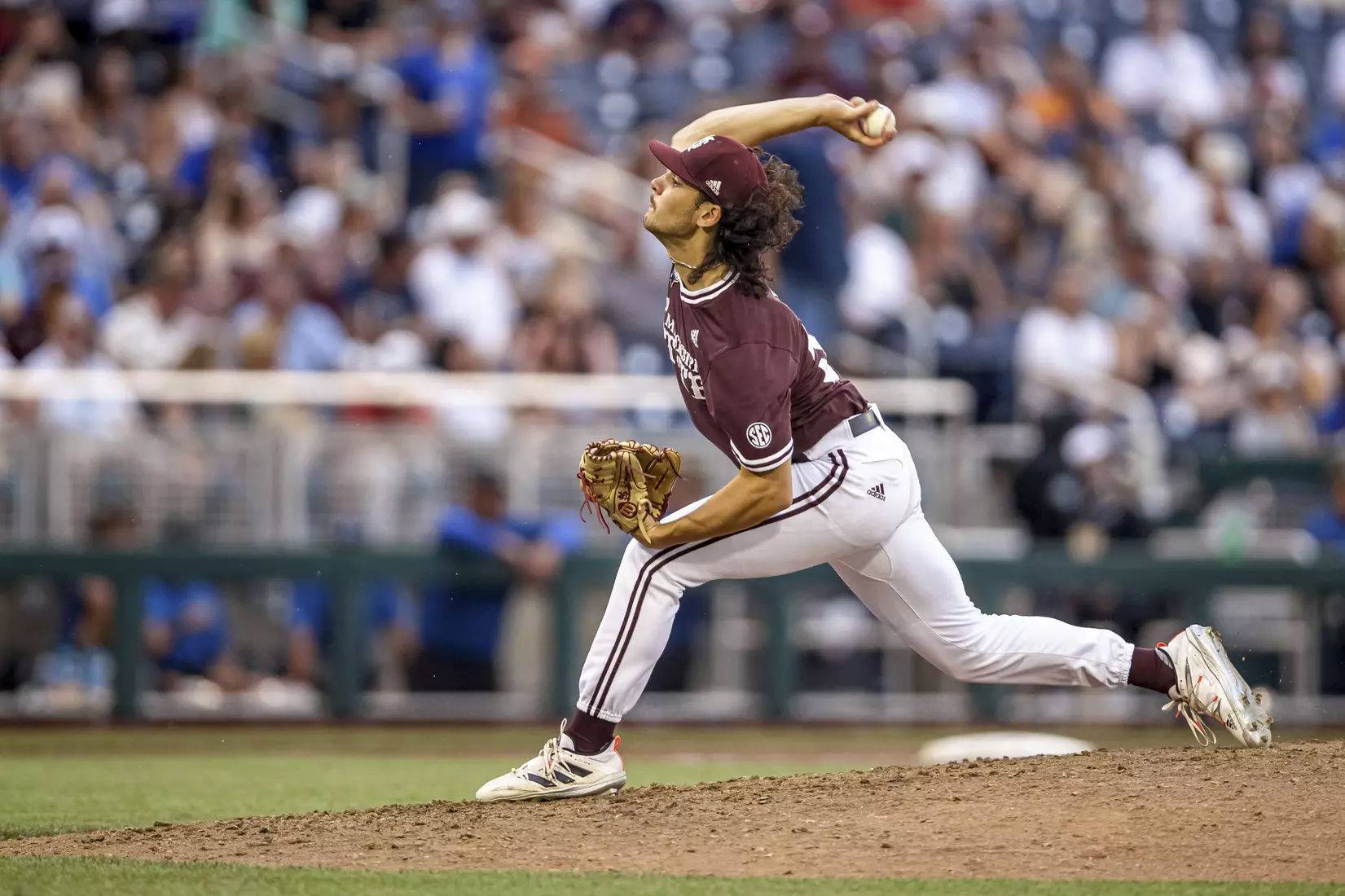 OMAHA, NE - June 22, 2021 - Mississippi State Pitcher Parker Stinnett (#32) during the 2021 Mens College World Series game between the Mississippi State Bulldogs and the Virginia Cavaliers at TD Ameritrade Park in Omaha, NE. Photo By Austin Perryman