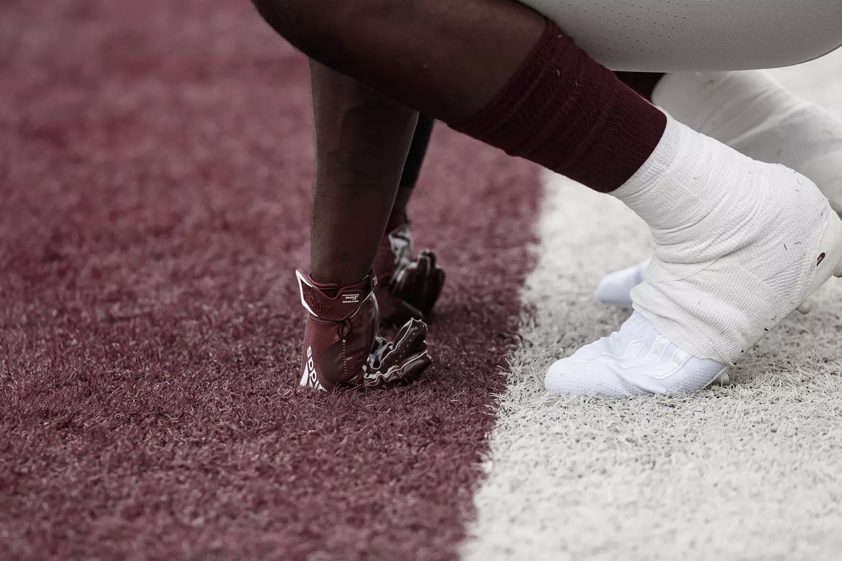 STARKVILLE, MS - August 06, 2021 - Gloves training camp practice at the Leo Seal Jr. Football Complex at Mississippi State University in Starkville, MS. Photo By Chamberlain Smith