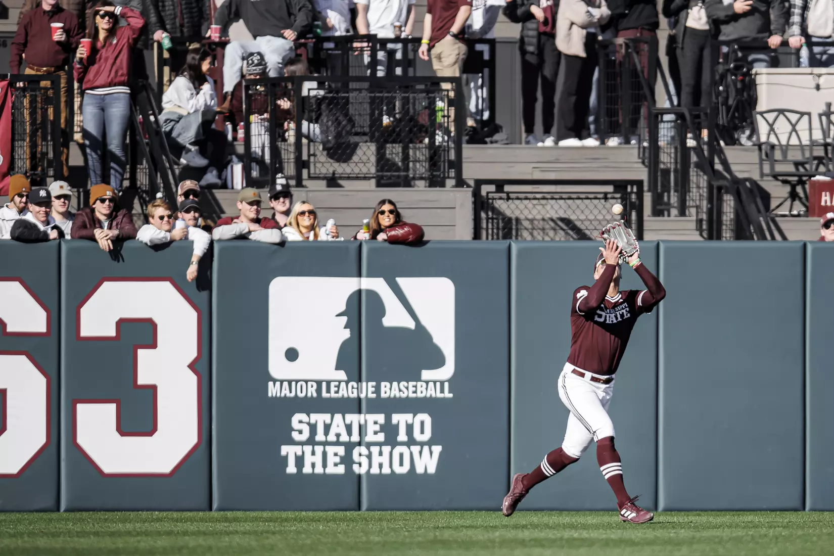 STARKVILLE, MS - February 18, 2022 - Mississippi State Outfielder Brad Cumbest (#33) during the game between the Long Beach State Dirtbags and the Mississippi State Bulldogs at Dudy Noble Field at Polk-Dement Stadium in Starkville, MS. Photo By Austin Perryman