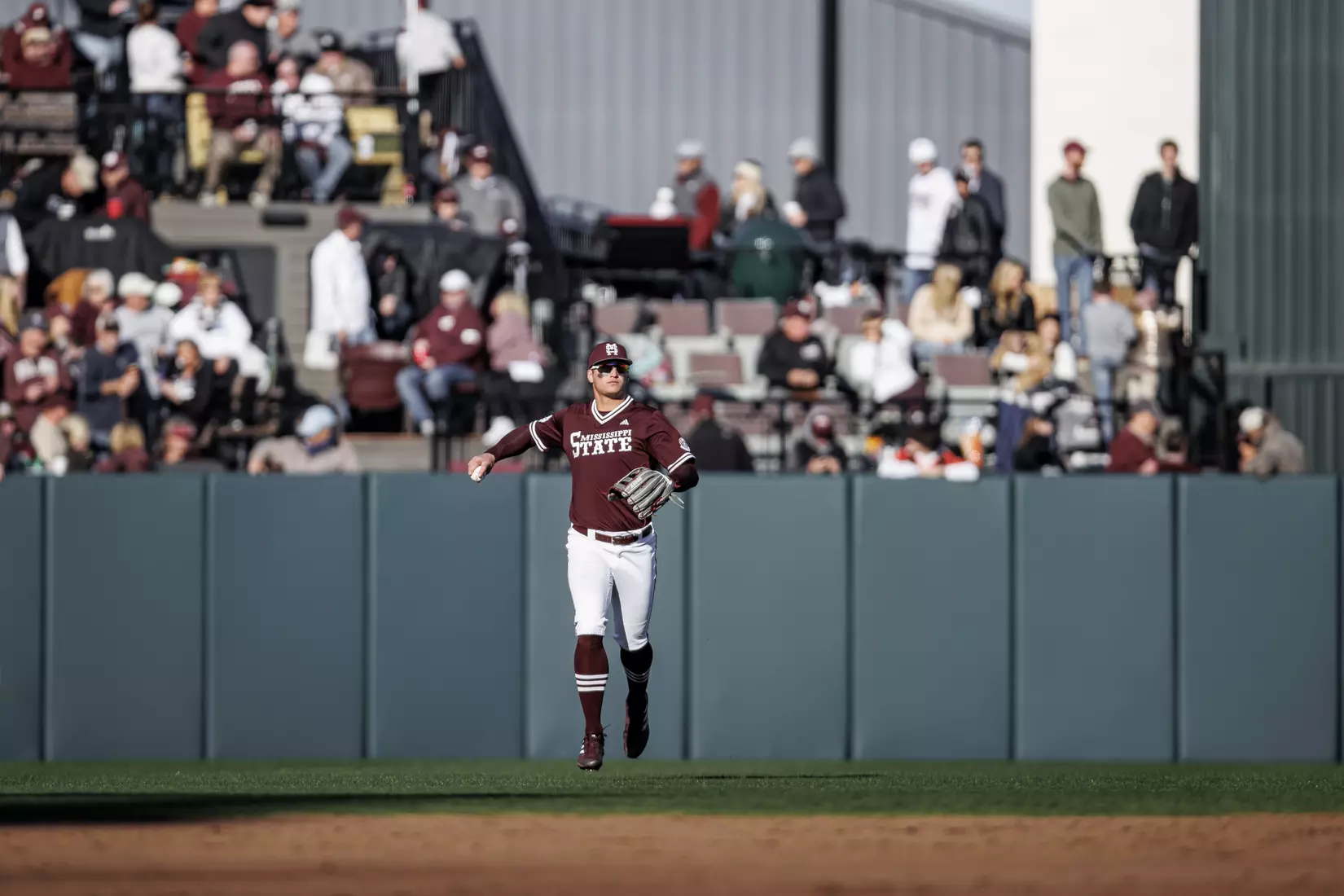 STARKVILLE, MS - February 18, 2022 - Mississippi State Outfielder Brad Cumbest (#33) during the game between the Long Beach State Dirtbags and the Mississippi State Bulldogs at Dudy Noble Field at Polk-Dement Stadium in Starkville, MS. Photo By Austin Perryman