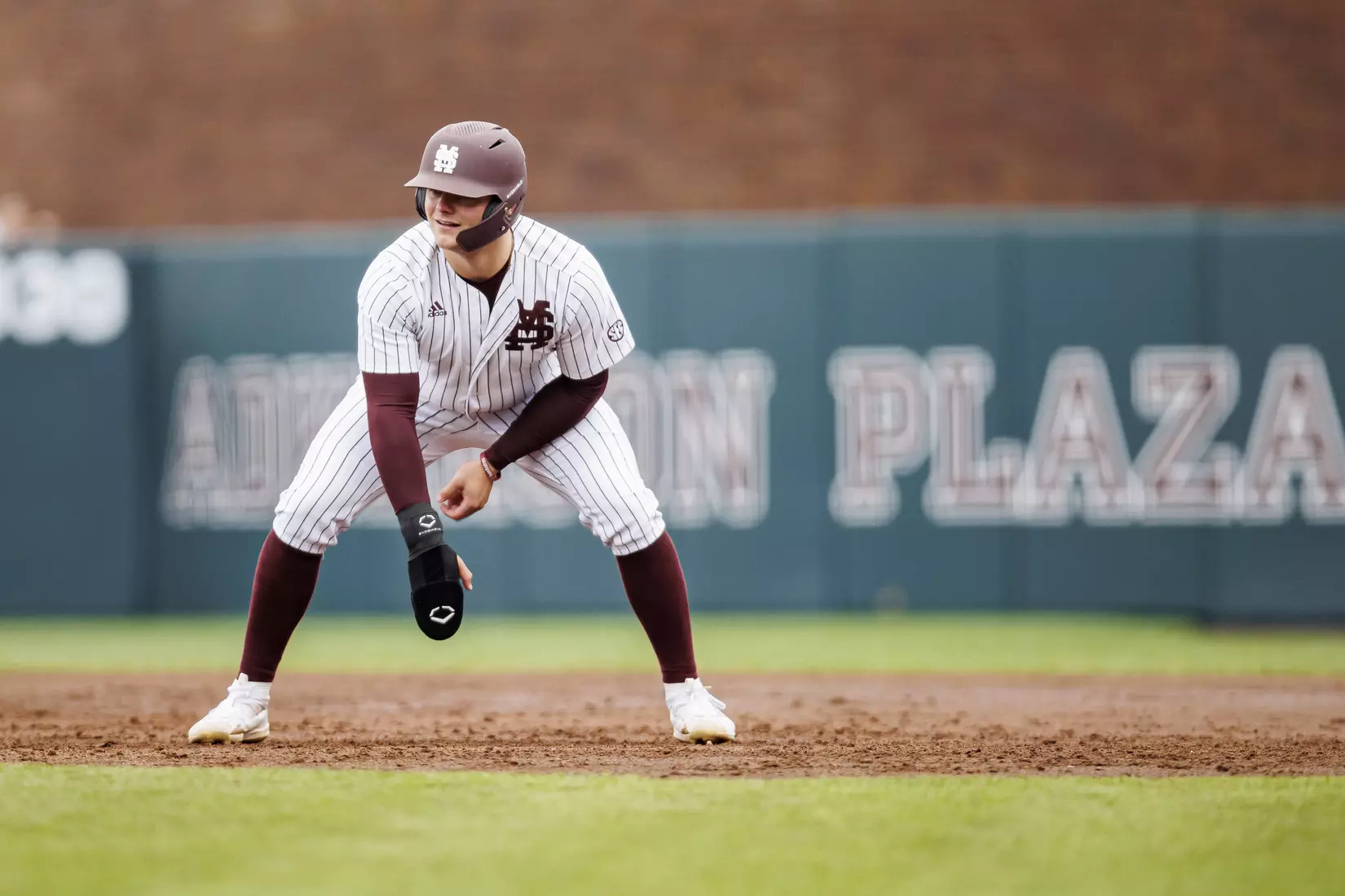 STARKVILLE, MS - February 27, 2022 - Mississippi State Catcher Logan Tanner (#19) during the game between the Northern Kentucky Norse and the Mississippi State Bulldogs at Dudy Noble Field at Polk-Dement Stadium in Starkville, MS. Photo By Austin Perryman
