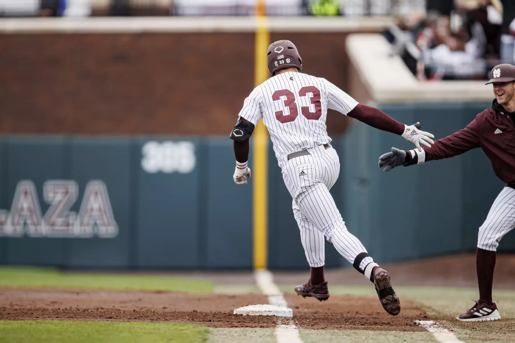 STARKVILLE, MS - February 27, 2022 - Mississippi State Outfielder Brad Cumbest (#33) during the game between the Northern Kentucky Norse and the Mississippi State Bulldogs at Dudy Noble Field at Polk-Dement Stadium in Starkville, MS. Photo By Austin Perryman