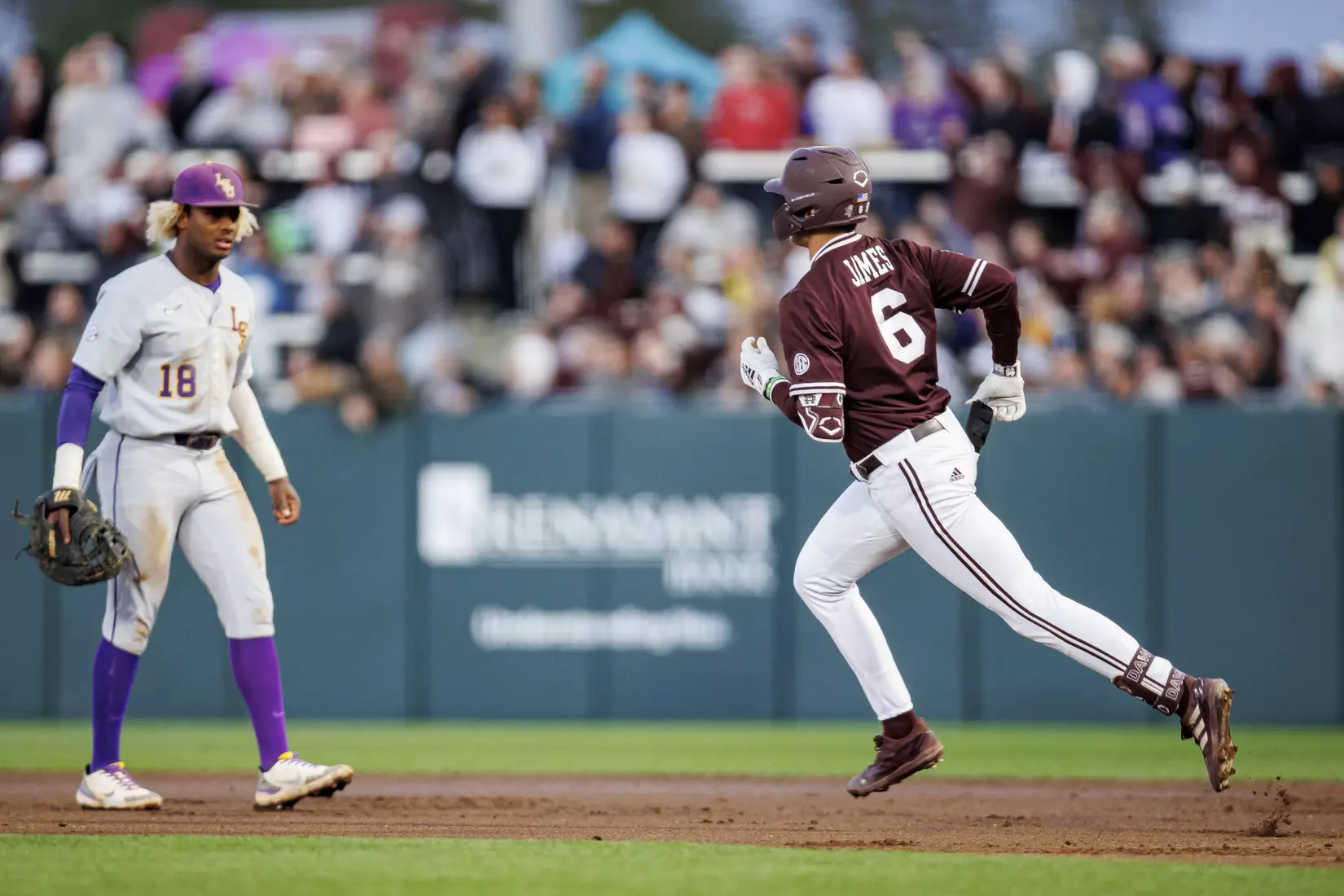 STARKVILLE, MS - April 08, 2022 - Mississippi State Infielder Kamren James (#6) during the game between the LSU Tigers and the Mississippi State Bulldogs at Dudy Noble Field at Polk-Dement Stadium in Starkville, MS. Photo By Austin Perryman