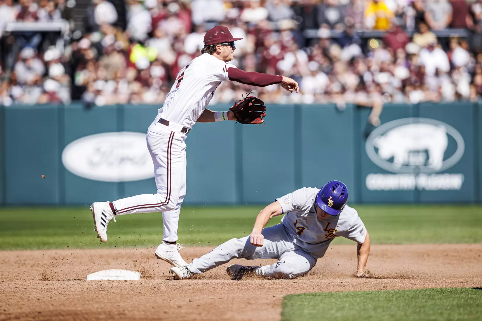 STARKVILLE, MS - April 09, 2022 - Mississippi State Infielder RJ Yeager (#4) during the game between the LSU Tigers and the Mississippi State Bulldogs at Dudy Noble Field at Polk-Dement Stadium in Starkville, MS. Photo By Mississippi State Athletics