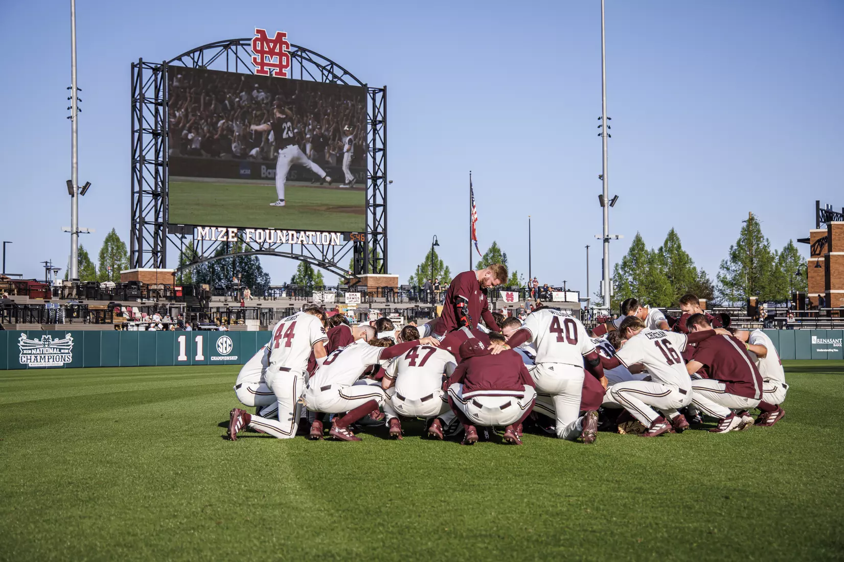 STARKVILLE, MS - April 19, 2022 - The Mississippi State Bulldogs before the game between the Jackson State Tigers and the Mississippi State Bulldogs at Dudy Noble Field at Polk-Dement Stadium in Starkville, MS. Photo By Kevin Snyder
