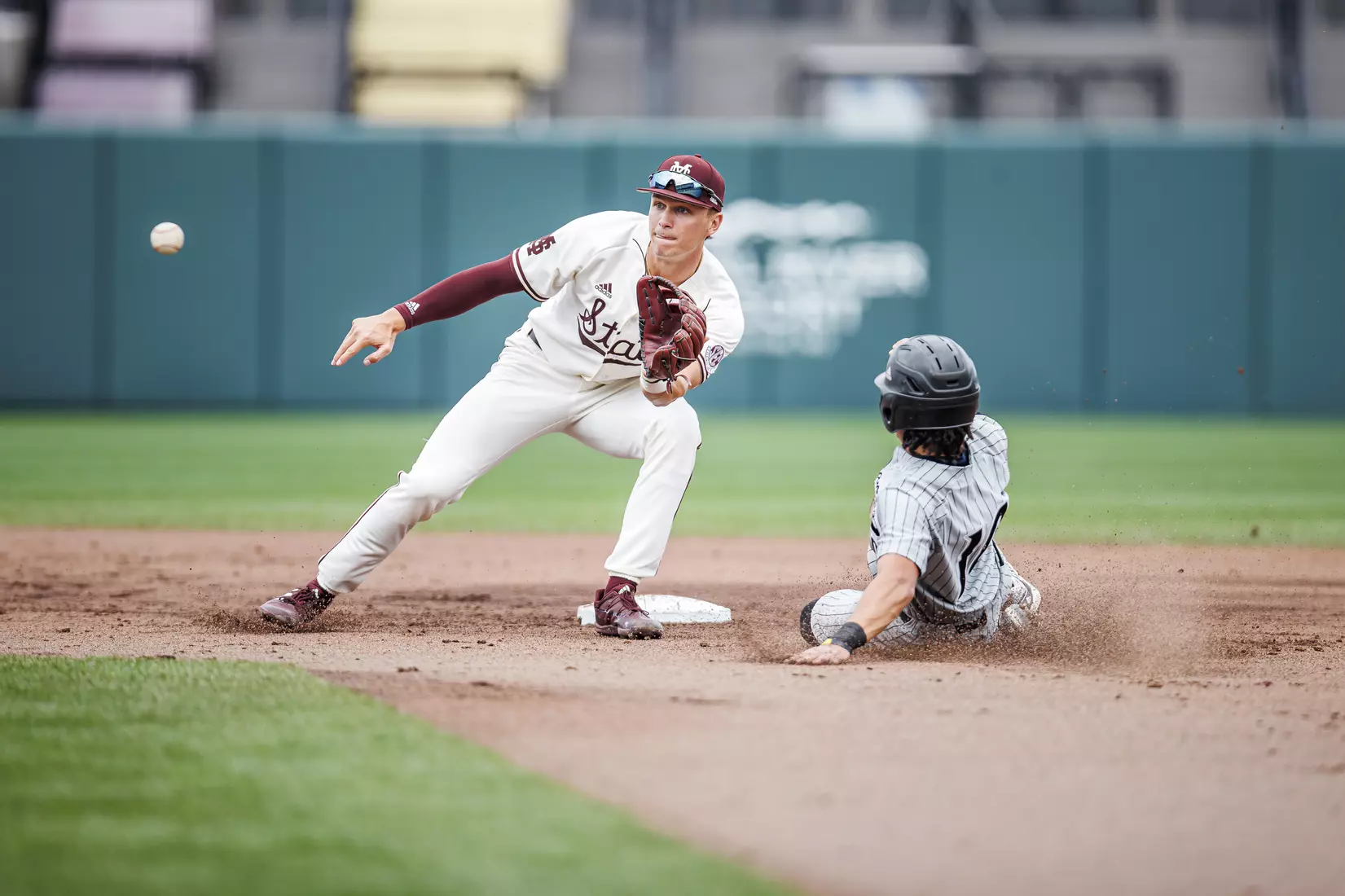 STARKVILLE, MS - February 22, 2022 - Mississippi State Infielder RJ Yeager (#4) during the game between the University of Arkansas at Pine Bluff Golden Lions and the Mississippi State Bulldogs at Dudy Noble Field at Polk-Dement Stadium in Starkville, MS. Photo By Kevin Snyder