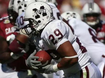 #9 Mountaineers Score Early, Often; Down Bulldogs 38-13