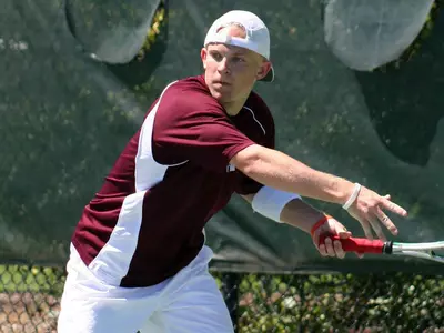 Farlow, Doubles Team Advance At Crimson Tide Invitational