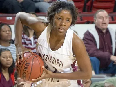 Lady Bulldogs Fall In Hard-Fought SEC Battle At No. 18 Florida, 80-66