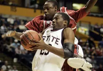 Bulldogs Fall To South Carolina In SEC Tournament