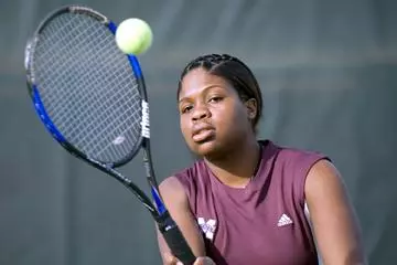 Lady Bulldogs Suffer 7-0 Setback To 29th-Ranked Kentucky On Friday