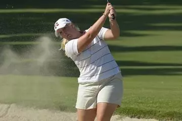 Lady Bulldogs In Third; Mathis Tied For First At Papa John's Collegiate