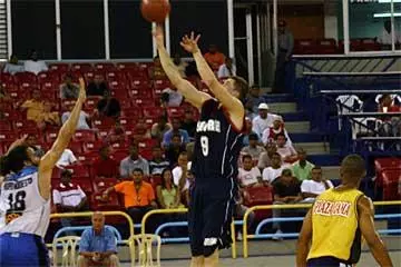 MSU's Piotr Stelmach Helps Lead SCORE International To 4-0 Tour Mark