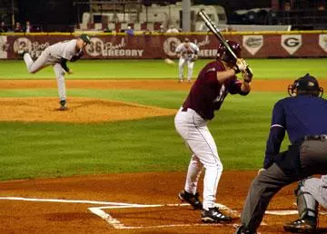 Bulldogs Extend Win Streak To 16 Games With 10-3 Win Over UAB