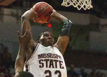 Bulldogs' Losing Skid Continues Against Kentucky