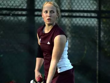 No. 4 Florida Blanks MSU Lady Netters 7-0 On Sunday