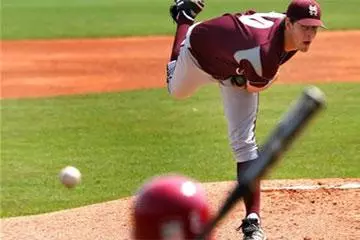 Dogs Take Bama Series Finale In 11 Innings, 4-2