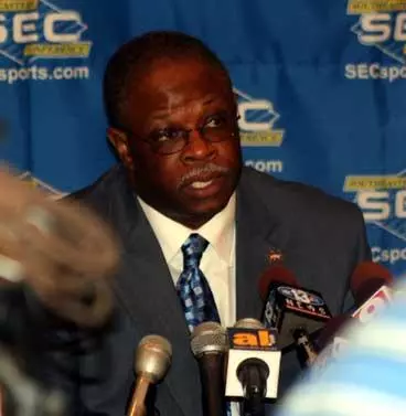Croom Announces Disciplinary Action Against Six Bulldogs