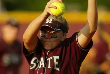 Blake, Bulldogs Cruise To Record 13th Straight Victory