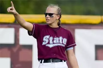 Bulldogs Bottle Up Jacksonville In Five Innings, 8-0