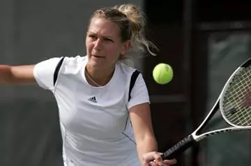 State Women Fall 6-1 To No. 55 Arkansas