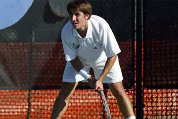 Bulldog Netmen Drop 6-1 Decision To Tennessee