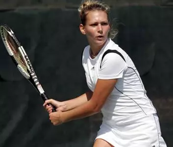 MSU Women's Tennis Drops 6-1 Decision To #3 Georgia; Banikova Posts Upset