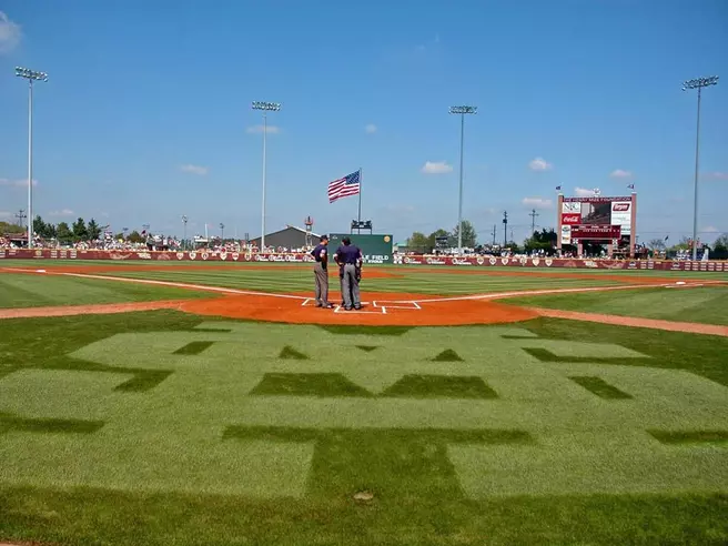 Diamond Dogs Begin SEC Play Hosting Rival Rebels