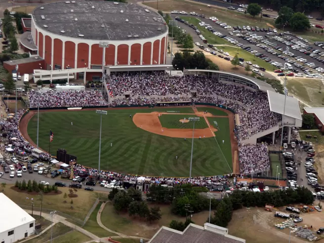 Diamond Dogs Host Braves Tuesday