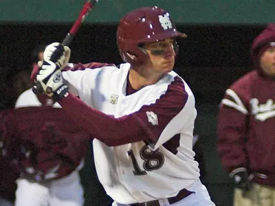 Diamond Dogs Split Saturday Doubleheader With Wildcats