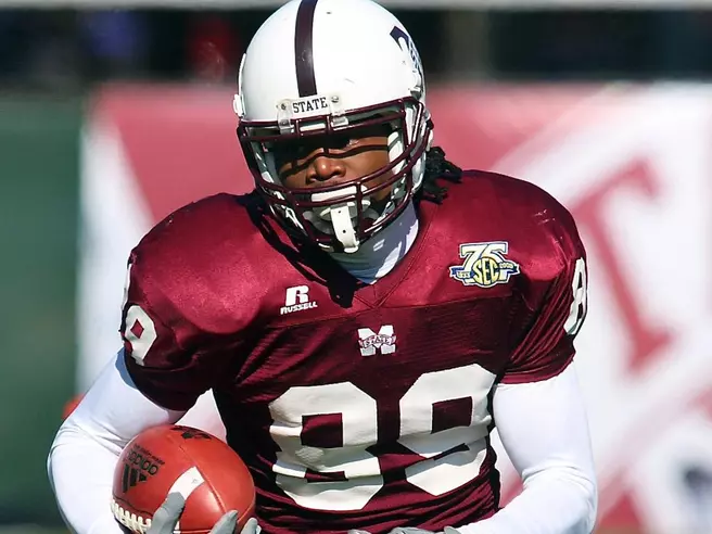 Smith, Douglas Headline Football Spring Awards