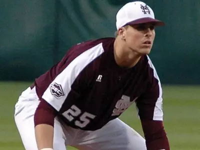 No. 10 Wildcats Rally For 9-8 Win To Take Series From State