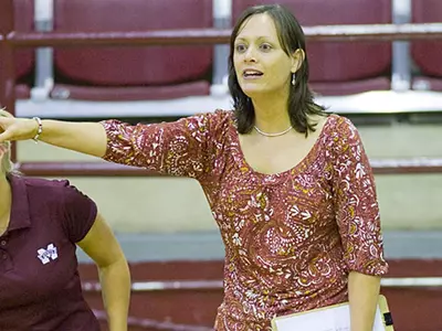 State Eases Past Centenary, Bows To Central Arkansas To Open Bulldog Club Invitational