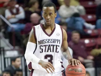 State Overcomes 15-Point Halftime Deficit To Complete Season Sweep Of Hogs, 86-77