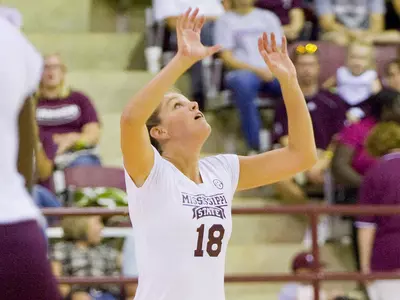 Volleyball Bulldogs Blank 'Bama In Season Finale, 3-0