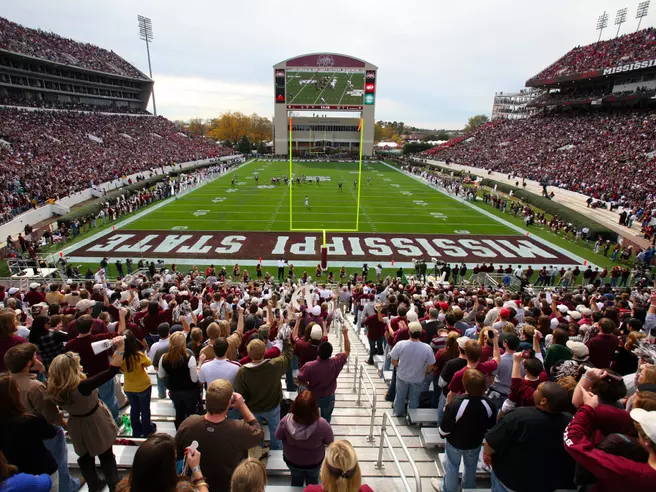 CSS To Televise Maroon-White Spring Game; Sherrill To Be Analyst
