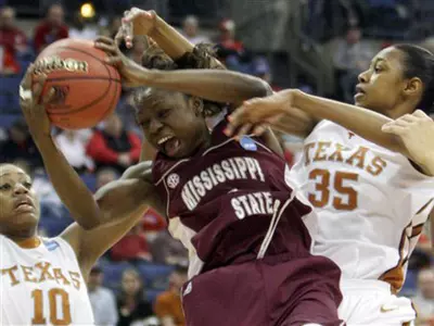Lady Bulldogs Hold Off Late Texas Charge For 71-63 Win; Advance To NCAA Second Round